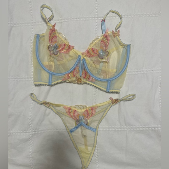 For love and lemons pastel butterfly set. Never worn! - Picture 4 of 7